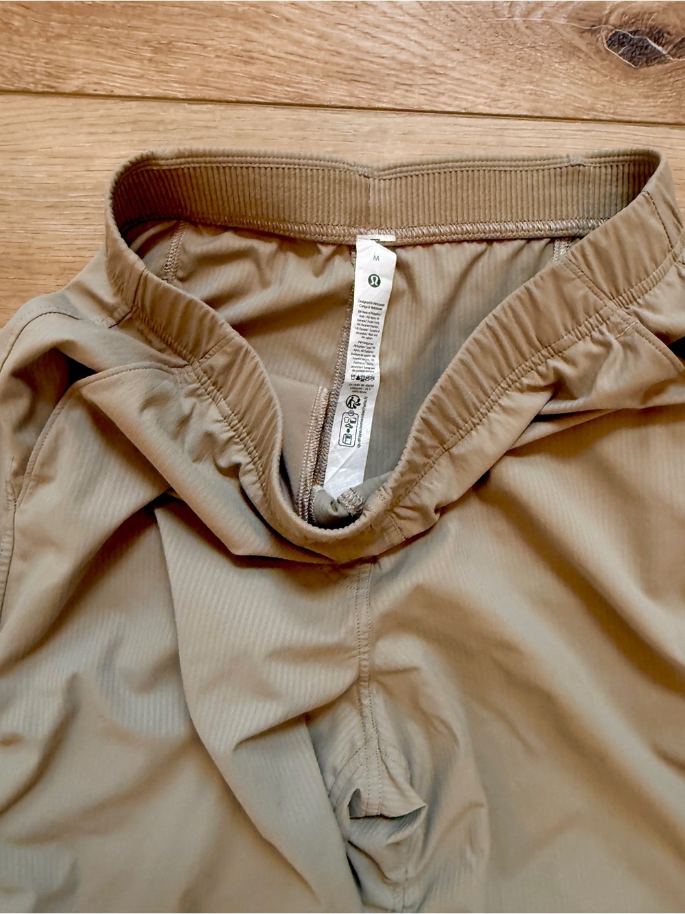 Lululemon Athletica Dance Studio Slim Fit High Rise Flared Tan Pants, M Like New - Picture 8 of 11